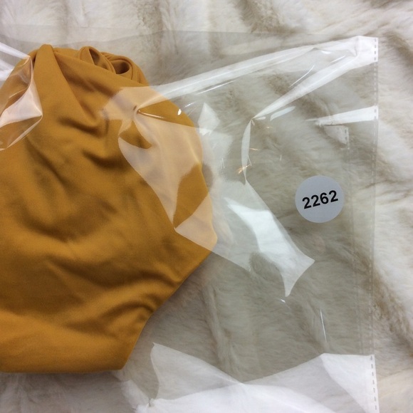 NWOT Ayra Swim Mimosa center knit ruched strap bikini top 12262 - Picture 3 of 7